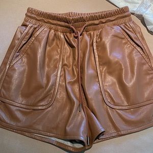 Joie leather shorts size 4 excellent condition